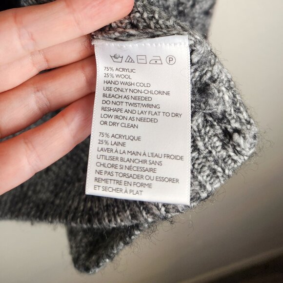 Urban Outfitters Pins and Needles Wool Blend Fuzzy Knit Cardigan Sweater sz S - Picture 9 of 10